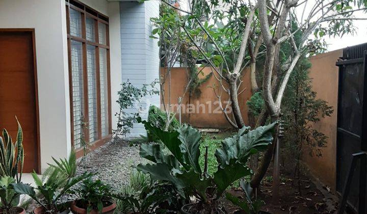 Rumah di Komp.cipaku Indah Setiabudhi Bandung 1