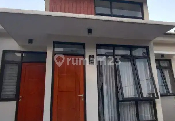 For Rent House on Kamarung Permana Street, North Cimahi