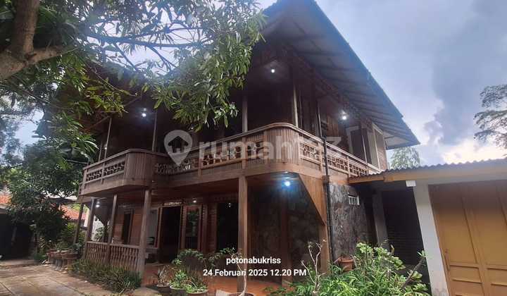 Dijual Rumah villa kayu luas dekat saung ujo cimenyan kabupaten bandung 