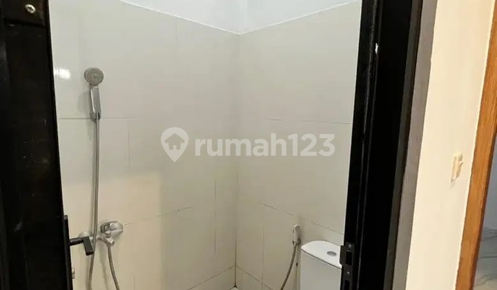 FOR SALE READY-TO-OCCUPY SCANDINAVIAN STYLE HOUSE IN ANTAPANI 2