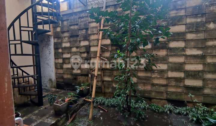 Dijual Rumah 2 Lantai Sukahaji Baru Bandung Utara 2