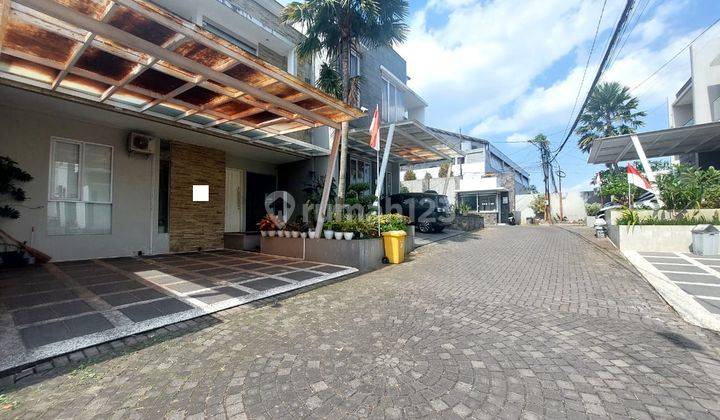 Rumah Minimalis Furnished One Gate Sistem Setra Glory Bandung Utara Ada Kolam Ikan 1