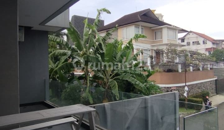 Dijual Cepat Rumah modern komplek Cipaku indah Setiabudi Kota Bandung 