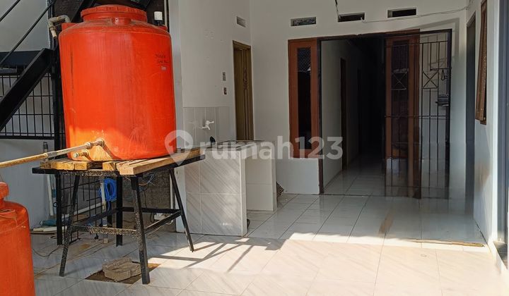 DIJUAL Rumah Kos 2 Lantai Aktif di Komplek Taman Holis Indah I Bandung 2