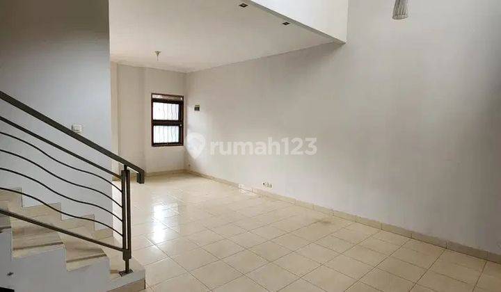 bangunan mewah Dijual rumah di taman mutiara Cibabat Cimahi  2
