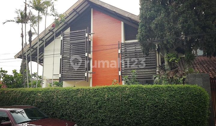 Dijual Rumah Gaya Gegerkalong Kawasan Bandung Utara 2
