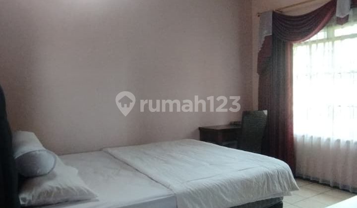 Dijual Rumah  Villa luas komplek katumiri cihanjuang Bandung Barat! Spesifikasi: