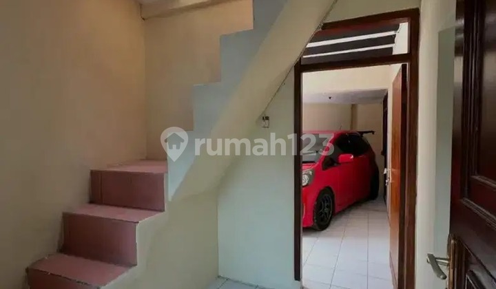 For Rent House in Strategic Location Cilandak Sarijadi, Bandung City