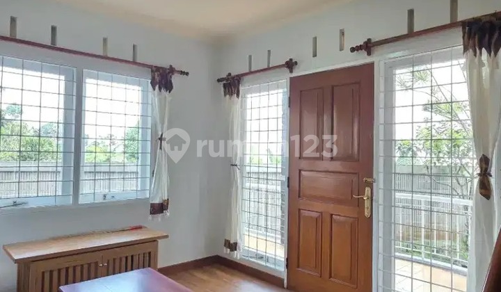 Annual Lease: Semi-furnished Villa House in Giri Indah, Cigugur Girang, Parongpong, Lembang, West Bandung. Annual Lease: Semi-furnished Villa House in Giri Indah, Cigugur Girang, Parongpong, Lembang, West Bandung.