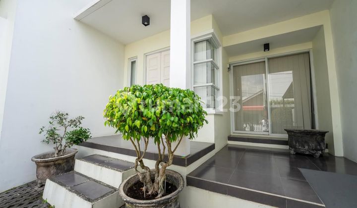 Dijual Rumah Villa Full Furnhed Siap Huni Kawasan Lembang Bandung Barat 2