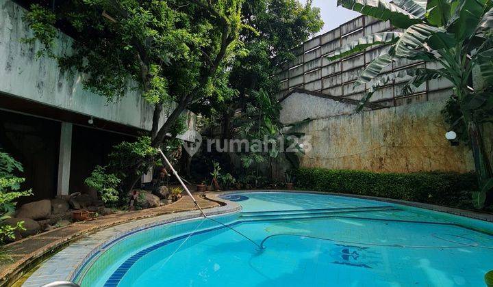 Rumah 2 Lantai Bagus Unfurnished SHM di Pondok Indah, Jakarta Selatan 1