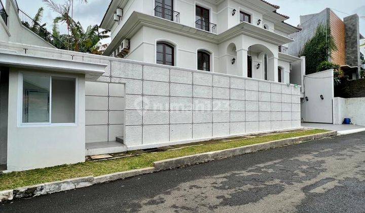 Rumah 3 Lantai Bagus Unfurnished SHM di Karang Asri, Lebak Bulus, Jakarta Selatan 2