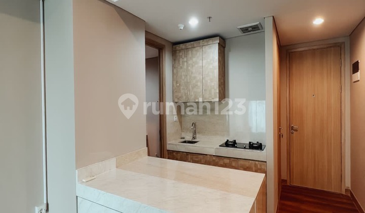  Apartemen Holland Village Nego 3 Kamar Tidur Semi Furnished Baru