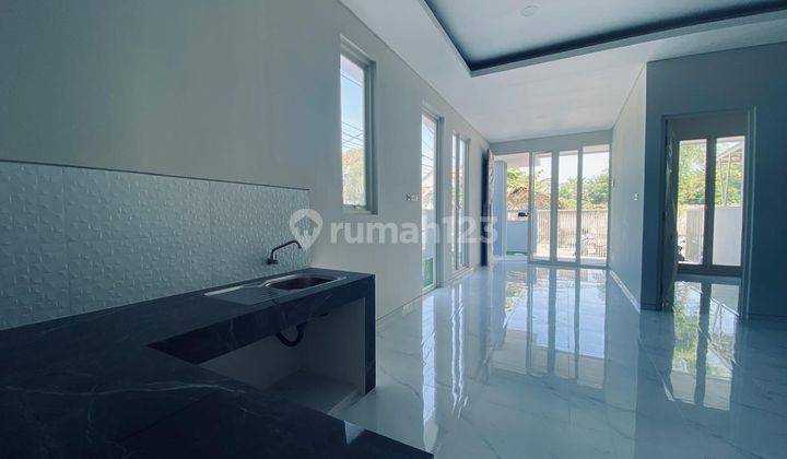 Rumah Baru Minimalis HOOK di Manyar Dekat Kampus Surabaya 2