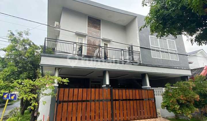 Luxury HOOK House in Juanda Harapan Permai Housing Complex, Gedangan, Sidoarjo 2