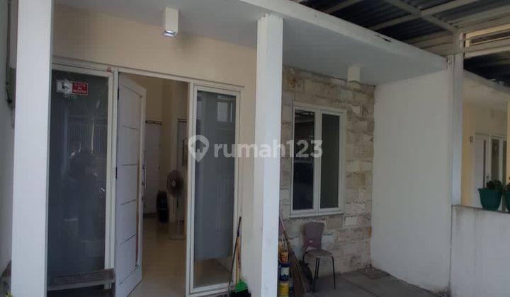 Rumah Siap Hun Di Green Lake Dekat Merr Surabaya 2