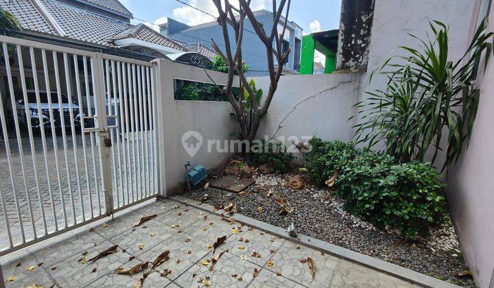 Rumah Minimalis Mdekat Al Hikmah Gayung Kebonsari Surabaya 2