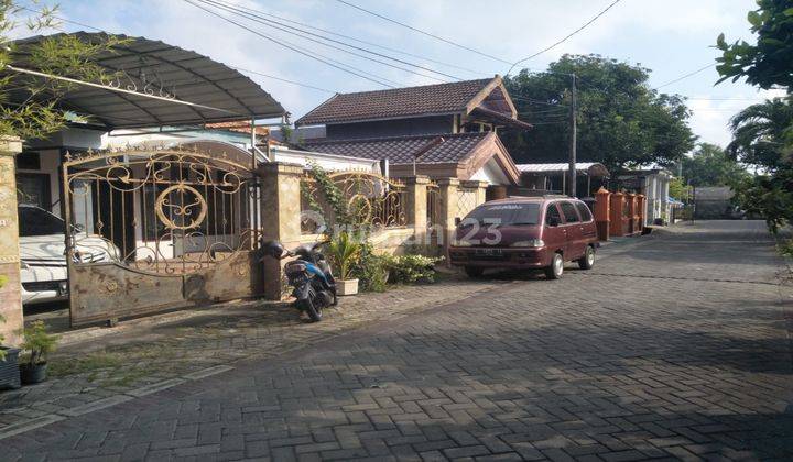 Rumah Jalan Kartini Dekat Tol Kebomas Gresik 2