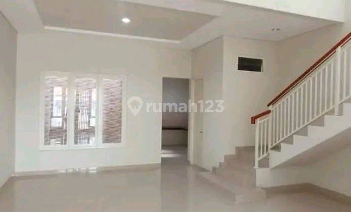 Di jual Rumah Baru Manyar Tirtoyoso - Surabaya Timur. 2