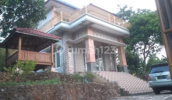 Villa Siap Pakai Furnished With Private Pool di Purwodadi Psrn