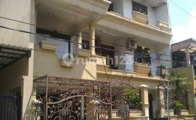 Ambyar Rumah 3 Lantai Di Rungkut Menanggal Harapan Surabaya Ambyar Rumah 3 Lantai Di Rungkut Menanggal Harapan Surabaya