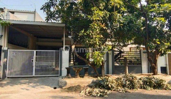 Rumah Baru Renov Luas Ada Void 
lokasi Penjaringan Sari
 1