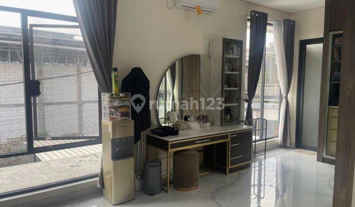 Rumah Full Furnished
lokasi Perum. Tenggilis Mejoyo Surabaya 2