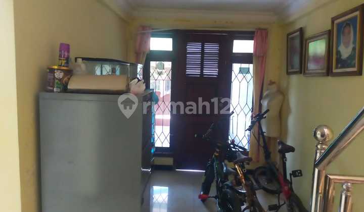 Selling House in Deltasari Indah Housing Complex Near Juanda Airport Waru 2