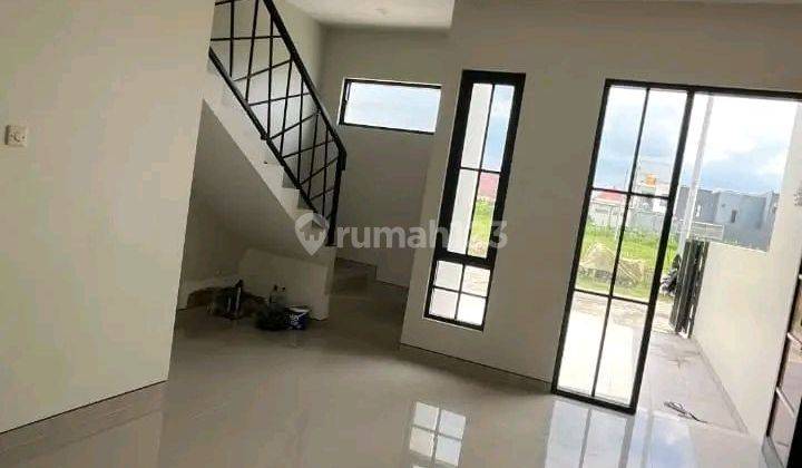 Jual Rumah 2 Lantai Bagus Murah Di Rungkut Surabaya 2