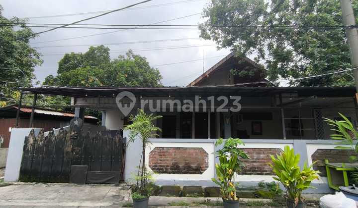 Rumah Murah Strategis Siap Huni di Jalan Pakis Surabaya Rumah Murah Strategis Siap Huni di Jalan Pakis Surabaya