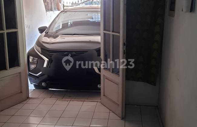 Ready-to-Occupy House in Menanggal Gayungan Housing Complex, Surabaya 2