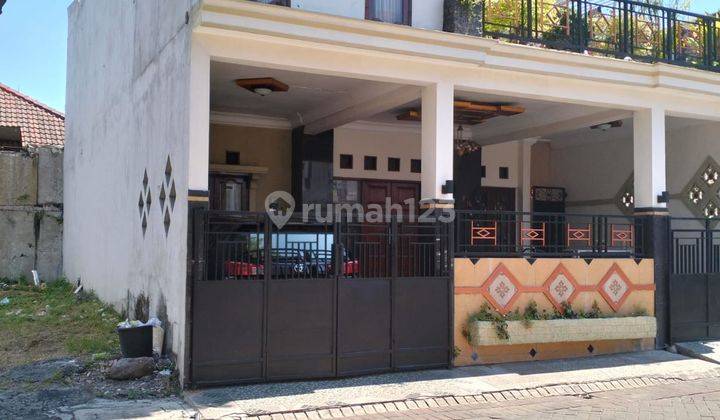 Rumah Mewah Siap Huni Pusat Kota Surabaya