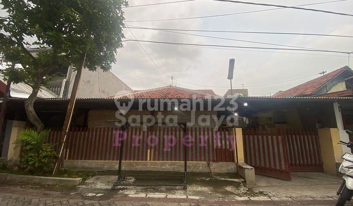 Affordable Ready-to-Live Home, Strategic and Serene in Rungkut Barata, Surabaya Affordable Ready-to-Live Home, Strategic and Serene in Rungkut Barata, Surabaya