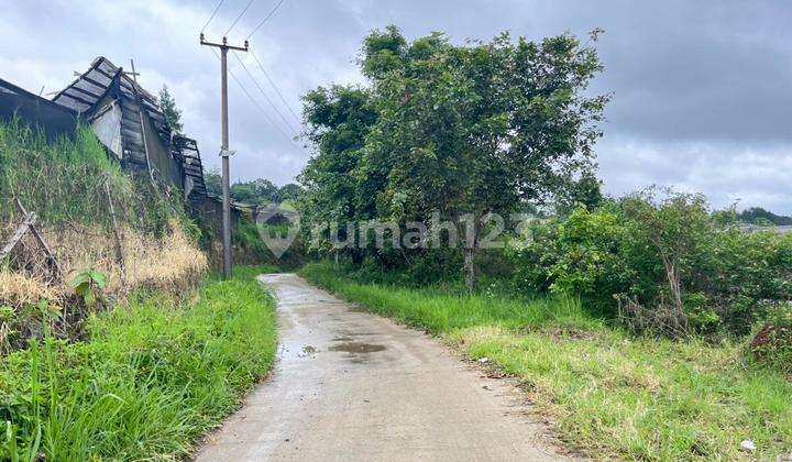 For Sale 1000m² Land in Cicarua, Puncak, Bogor