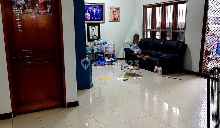 DIJUAL HUNIAN Asri dan sudah Renovasi, Strategis di Depok 4