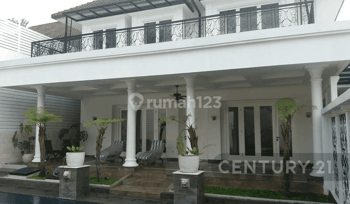 Rumah Mewah Dengan Kolam Renang Di Mampang Prapatan Jaksel 1