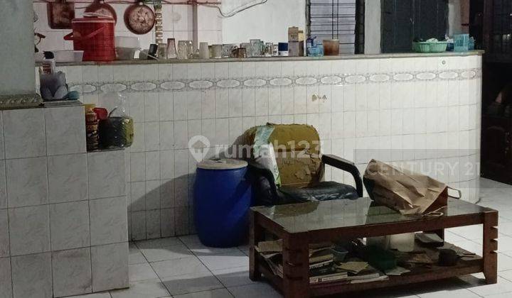 Di  Cepat Rumah 2 Lt, Pinggir Jalan Radar Auri, Cisalak Depok 2