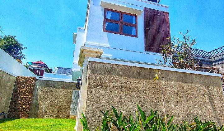 Villa Cantik di Ungasan Dekat Jalan Utama Uluwatu Bali 1