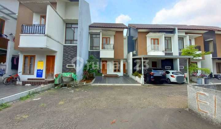 Rumah 2 Lantai Dalam Cluster Jagakarsa Raya/Cluster Pinggir Jalan Raya