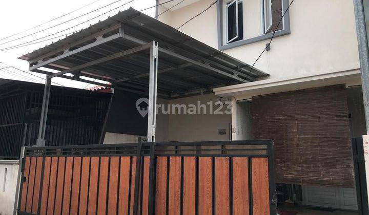 Jual cepat Rumah 2 Lantai di Cinangka Depok 1