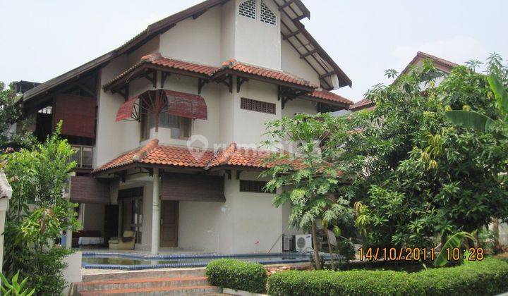 Jual cepat Rumah asri 3 Lantai di Jatipadang  1