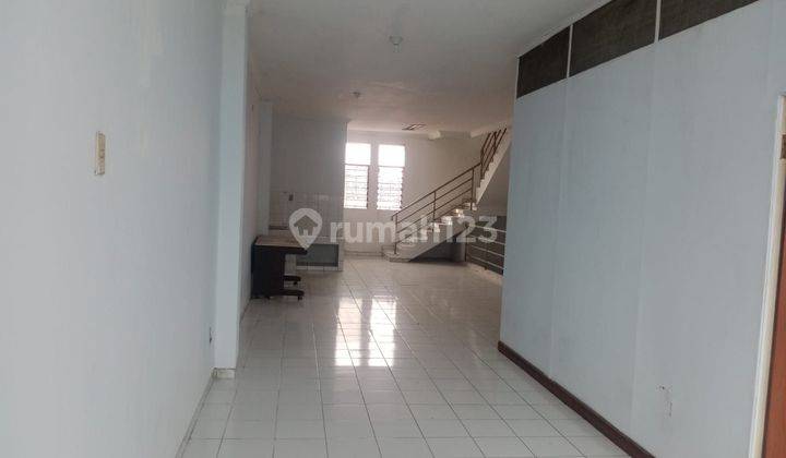 Di sewakan Ruko 4 lantai strategis di Petogogan blok A
 2