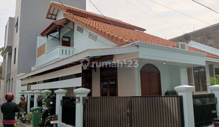 Rumah Hoek Siap Huni Tebet Timur Akses Mobil  1