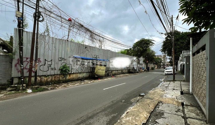 Tanah di Mampang Prapatan HGB 1086 M² Hook