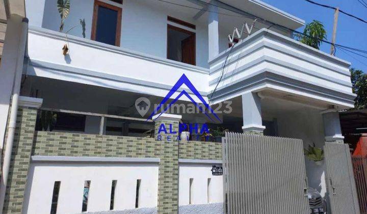 Rumah 2 Lantai Bisa Dijadikan Kosan dekat RSUD Otista Rumah SHM - Sertifikat Hak Milik di Perumahan Gading Tutuka, Soreang Unfurnished Bagus