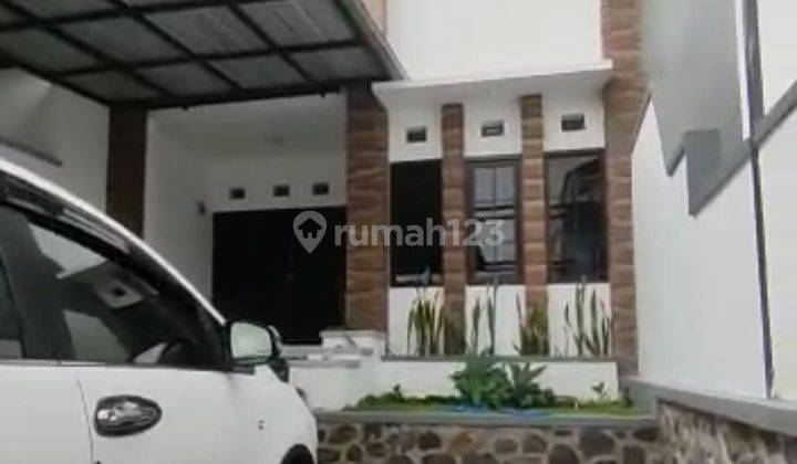 Rumah 2 Lantai Di Cikidang Lembang 1