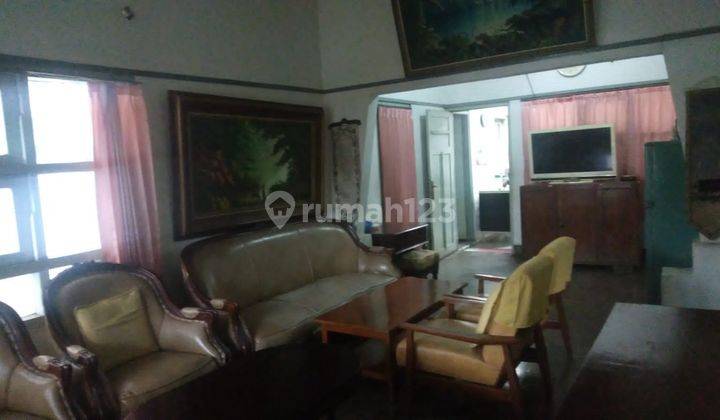 Rumah Unfurnished di Daerah Padjajaran 1