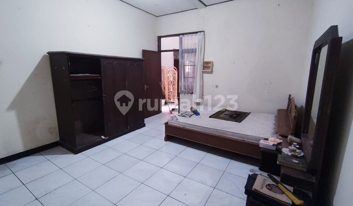 Dijual Rumah  Area Kembar 2 Lantai Bandung