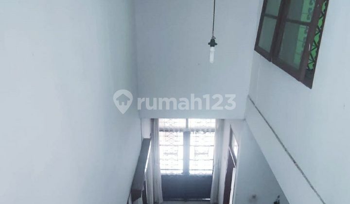 Dijual Rumah  Area Kembar 2 Lantai Bandung 2