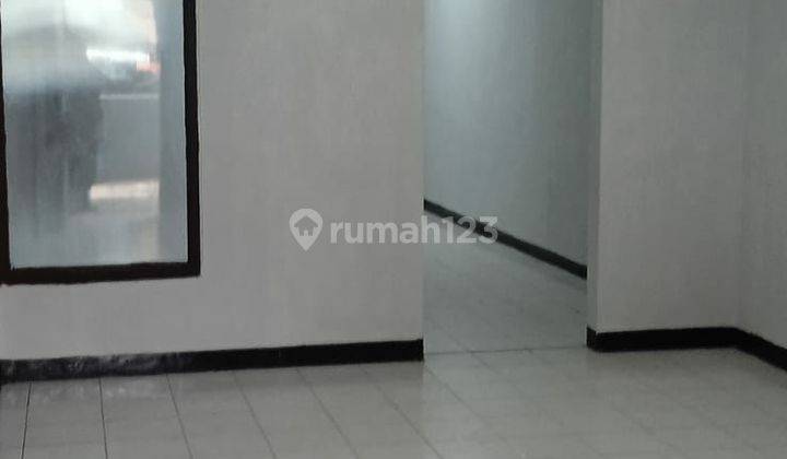 Disewakan Rumah Pusat Kota Area Ciateul Siap Huni 2